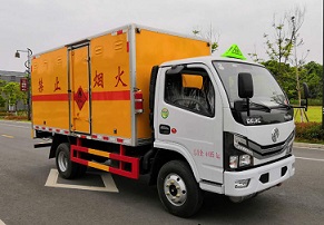 東風國六4.1米易燃氣體廂式運輸車