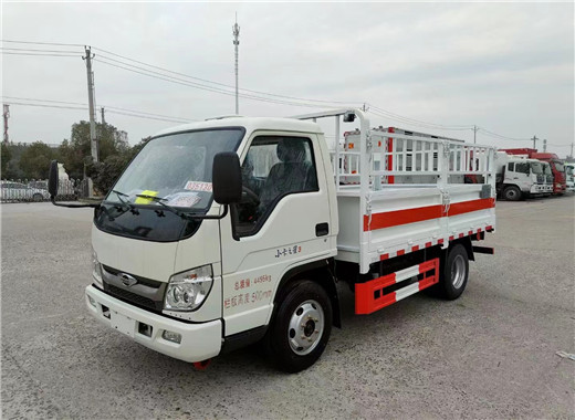 福田小卡3.8米氣瓶運(yùn)輸車