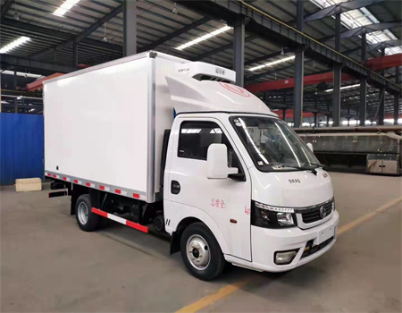 東風途逸汽油冷藏車（國六）